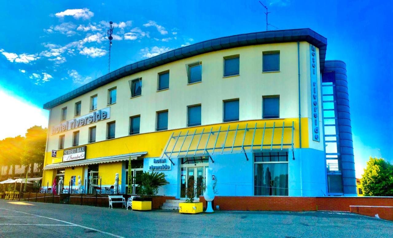 Hotel Riverside Модена Экстерьер фото